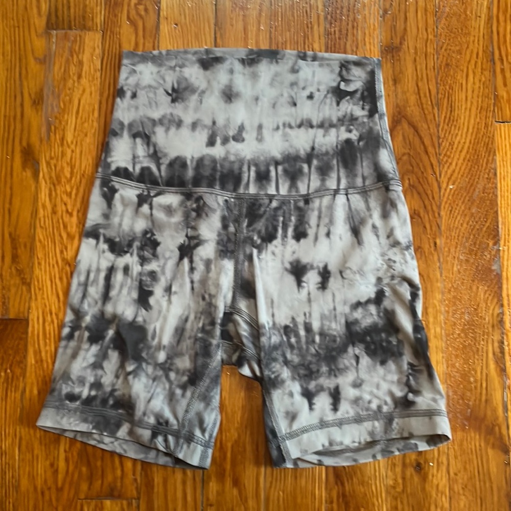Lulu shorts